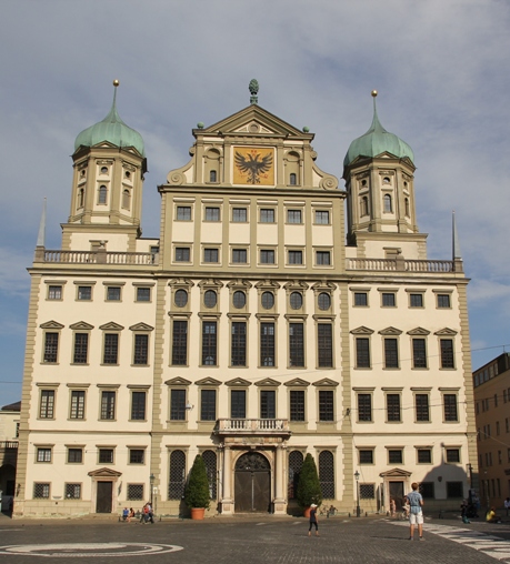 Westseite des Augsburger Rathauses